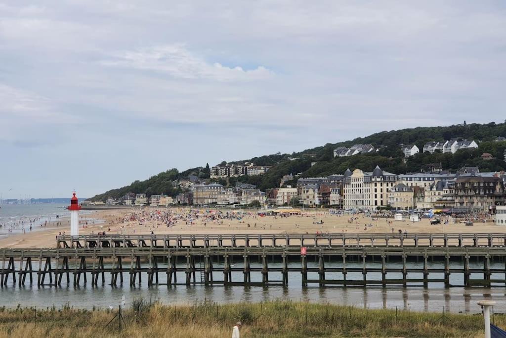 Le Cocooning-Studio Deauville Marina Avec Terrasse Vue Mer Et Plage Zewnętrze zdjęcie